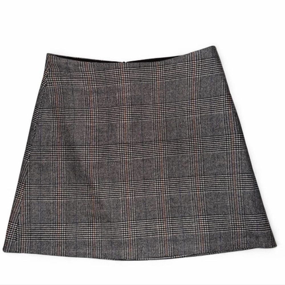 Aritzia Wilfred black & grey plaid mini a-line skirt - SIZE 8